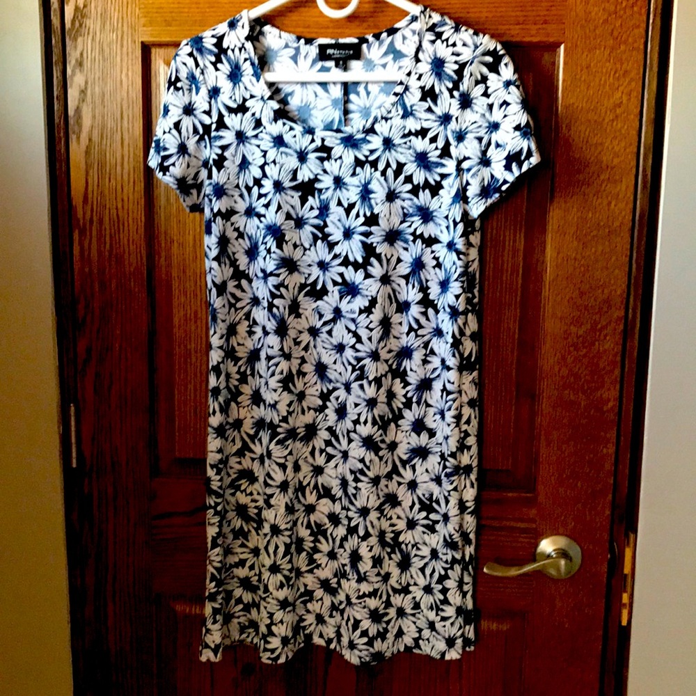 RN dress , excellent pre owned.Navy and white flowers.